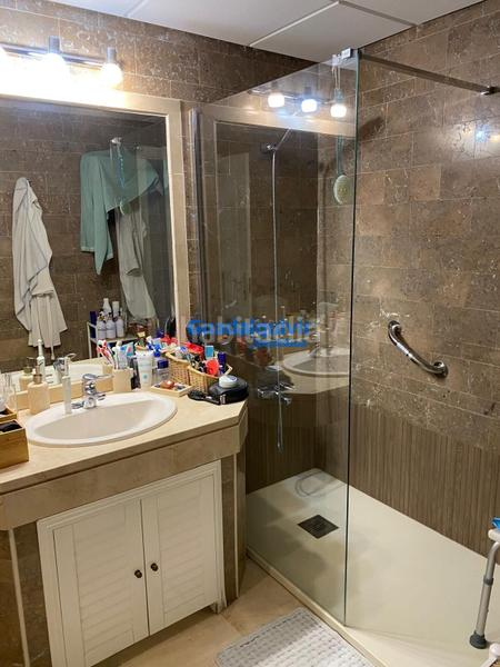 Foto b8c9ae2d-d290-4a52-a932-9e1ba2eaae91. Lloguer pis amb piscina a Parque María Luisa -Giralda Sur Sevilla