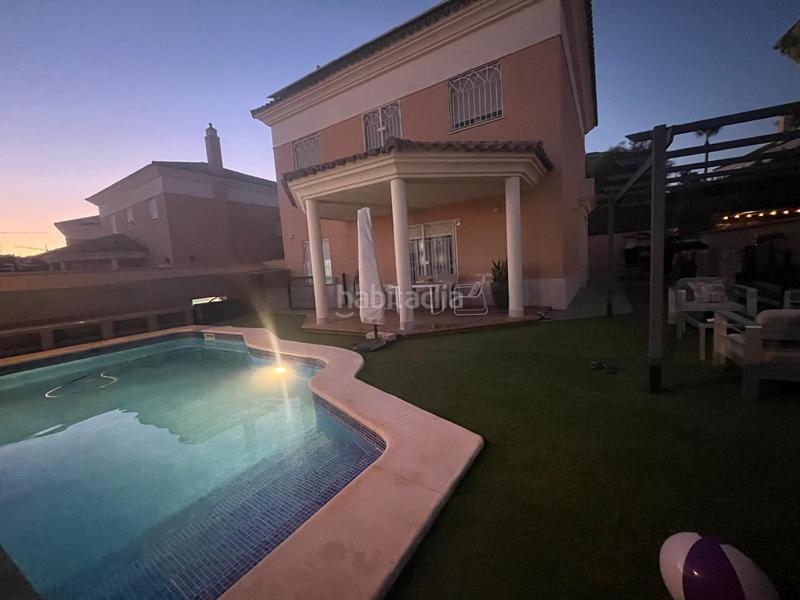 Foto 17209ead-2e79-4e00-a963-0af0591b371e. Chalet avec parking piscine dans Olivar de Quintos Montequinto