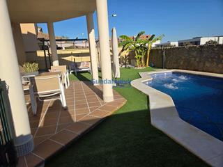 Xalet a Olivar de Quintos. Chalet independiente de 4 dormitorios antes 5 con piscina propia