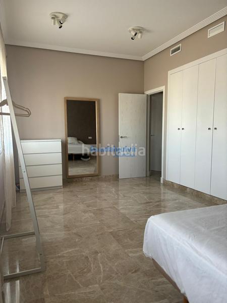 Foto e88ab89a-5706-48fc-b04e-ee73601ee89b. Xalet amb aparcament piscina a Olivar de Quintos Montequinto