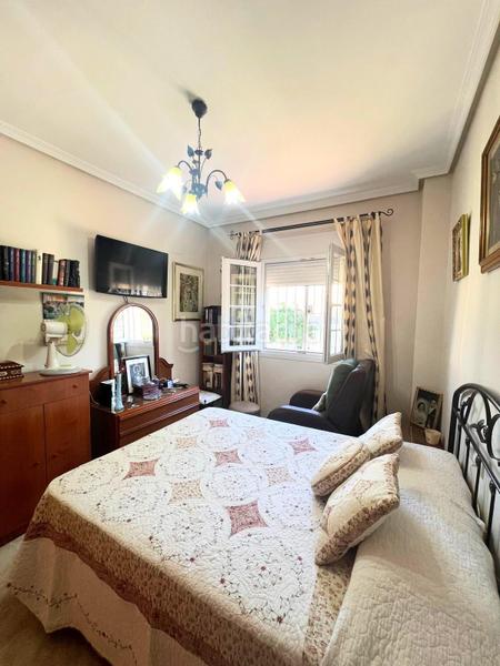 Foto 46796845-8f18-4e86-9f2f-4f8fad10a97d. Chalet avec parking dans Olivar de Quintos Montequinto
