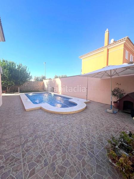 Foto 48f4c96d-1567-4709-b889-50d063a50614. Chalet avec parking dans Olivar de Quintos Montequinto