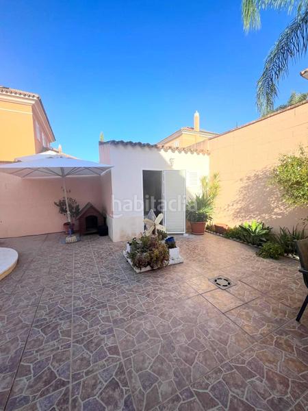 Foto 7d592ba6-dd01-4fec-8205-85bc9fadf587. Chalet avec parking dans Olivar de Quintos Montequinto