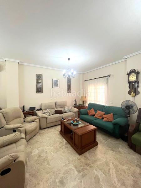 Foto ab5005f4-23cc-43e4-9203-9d67f5e8bd2f. Chalet avec parking dans Olivar de Quintos Montequinto