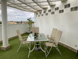 Miete Dachwohnung in Avenida de Europa. Atico de alquiler en montequinto 2000