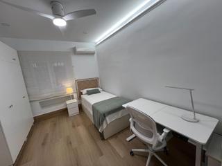 Miete Etagenwohnung  Calle larra. Alquiler de temporada para compartir frente nervion plaza