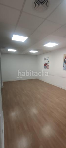 Foto f0c89a41-4f30-4284-8817-c6c3df78161c. Affitto ufficio in La Buhaira Sevilla