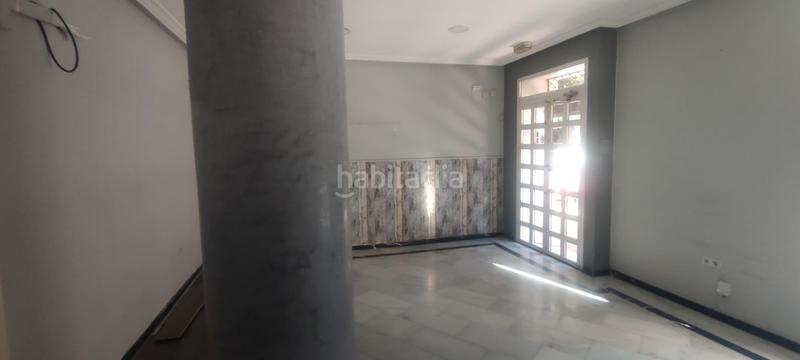 Foto 7e331e55-129d-40dd-babf-764f67291b13. Rent business premise in Los Remedios Sevilla