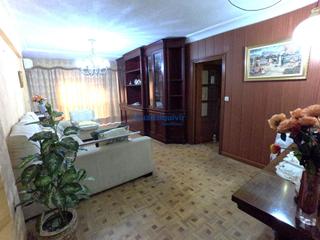Piso en Triana Oeste. Amplio y luminoso piso en venta