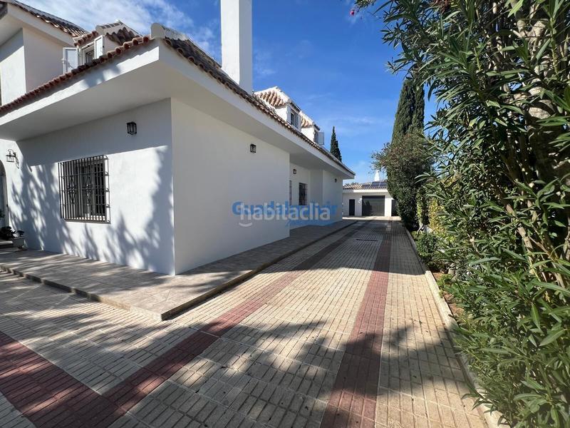 Foto 0859b840-e160-4943-a9d1-3c883803e9ef. Chalet mit heizung parking pool in Condequinto Montequinto