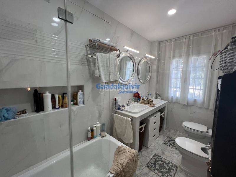 Foto c2a913c4-83e4-491e-8b26-0019501fa7b2. Chalet mit heizung parking pool in Condequinto Montequinto