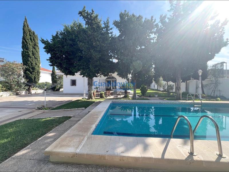 Foto c9f74d17-9a9b-4ae5-9248-0a37d46927fc. Chalet mit heizung parking pool in Condequinto Montequinto