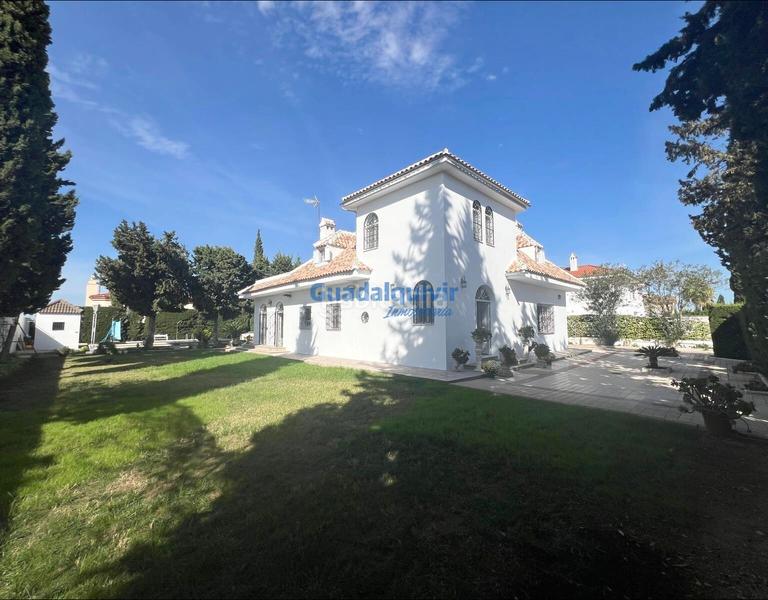 Foto d7d4199d-a3b7-4515-bdd8-9219bb5c40b4. Chalet mit heizung parking pool in Condequinto Montequinto