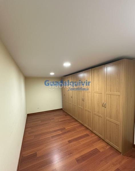 Foto 10441881-0d93-434c-8314-089e1e586d2d. Reihenhaus mit heizung in Palmete Sevilla