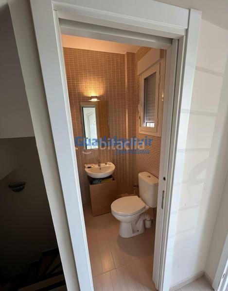 Foto 7a41fbdd-9f4e-4467-b749-2f7ae24c9883. Reihenhaus mit heizung in Palmete Sevilla