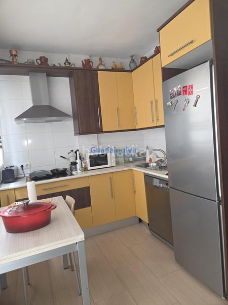 Foto 9202444a-240e-4496-8aee-f39d84cf90ff. Reihenhaus mit heizung in Palmete Sevilla