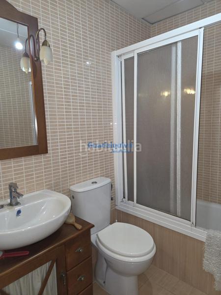 Foto 93827b2e-68d9-4d0f-b2da-21ef574b39af. Reihenhaus mit heizung in Palmete Sevilla