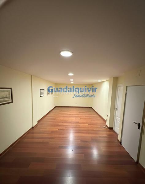 Foto bd5e139d-fc6f-4adb-b3ac-655be4a20d32. Reihenhaus mit heizung in Palmete Sevilla