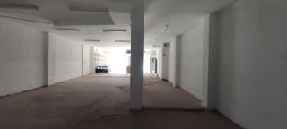 Location Local commercial à Barrio del Nervión. Excepcional local de 200 m   proximo  al hospital san juan de di