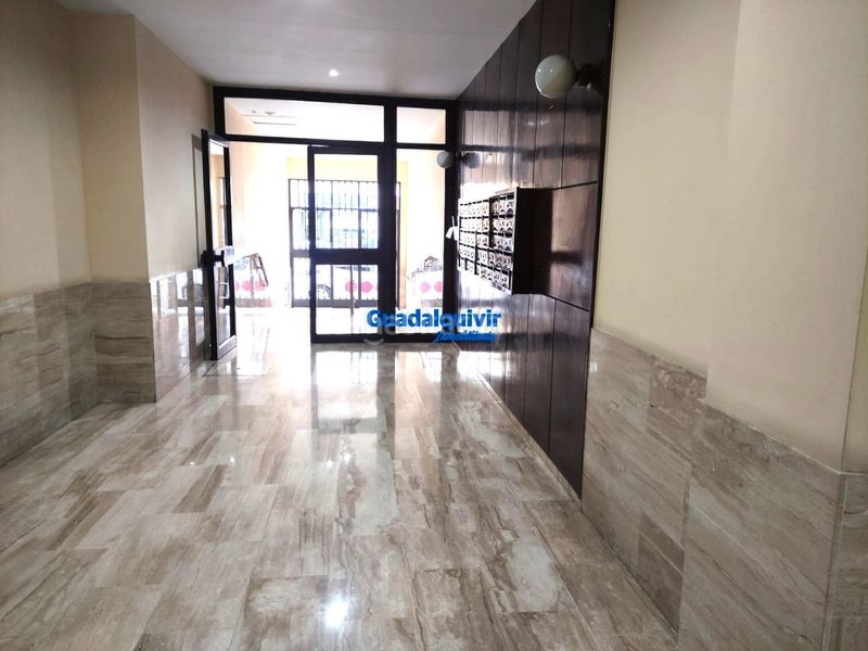 Foto 9004f4c6-77d4-4b90-b7a0-6ddf31688702. Pis a Triana Este Sevilla