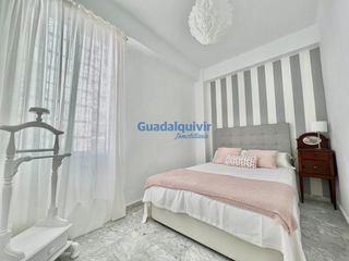 Miete Appartement  Calle larra. Entre san francisco javier y eduardo dato, frente a nervion plaz