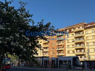 Aparcament cotxe a Calle PIRINEOS 17