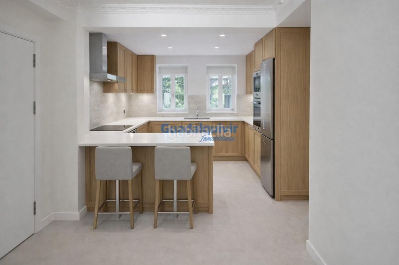 Foto 77d040eb-b72e-43fd-bb03-0bac21de10f6. Pis a La Buhaira Sevilla