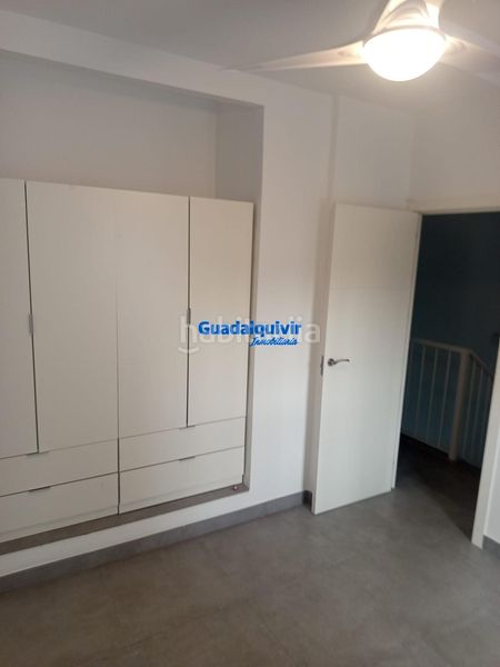 Foto 3b00e319-171d-4fcb-92c5-e33c5c76de3d. Casa aparellada amb aparcament piscina a Condequinto Montequinto