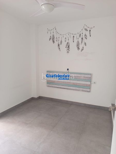 Foto bd768982-f0c4-4e82-88ad-420b25ce87cb. Casa aparellada amb aparcament piscina a Condequinto Montequinto