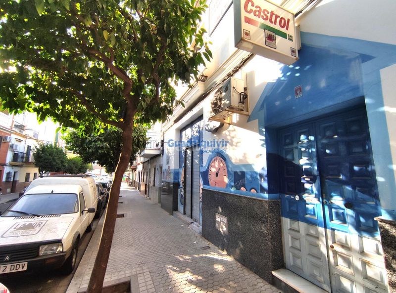 Foto d13523eb-d983-4a0f-95c6-5ba976390d6d. Local comercial a El Cerro Sevilla