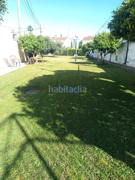 Foto 133b5a44-8371-4f96-a572-de3c28ffcc8d. Casa adossada amb aparcament a Condequinto Montequinto