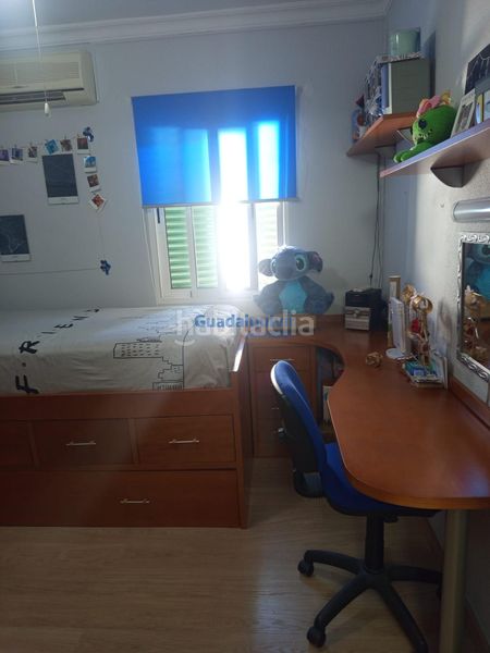 Foto 42a6f756-a749-4e79-ace4-c35e9f402f22. Casa adossada amb aparcament a Condequinto Montequinto
