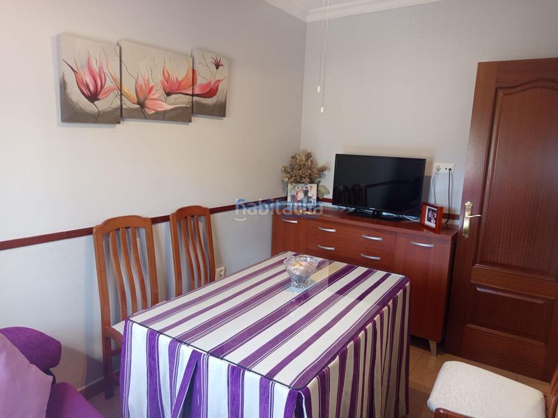 Foto a413757b-c615-4596-a686-b353e4d111cb. Casa adossada amb aparcament a Condequinto Montequinto