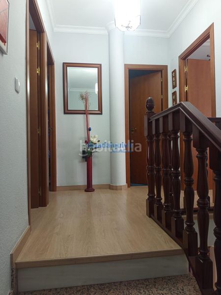 Foto db253ad8-e845-4134-a353-03c16da1c9b7. Casa adossada amb aparcament a Condequinto Montequinto
