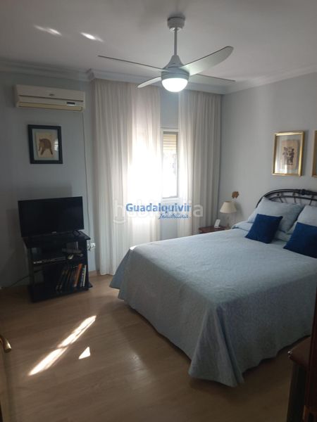 Foto dfd60d15-58dd-493b-8960-1f01c42e6f1c. Casa adossada amb aparcament a Condequinto Montequinto