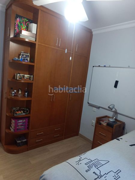 Foto efcac7aa-ab73-4442-9b2a-ecb5a1ffe499. Casa adossada amb aparcament a Condequinto Montequinto