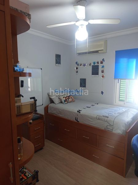 Foto fcf6e5ab-e4c5-42f1-a14a-13a0bfcad627. Casa adossada amb aparcament a Condequinto Montequinto