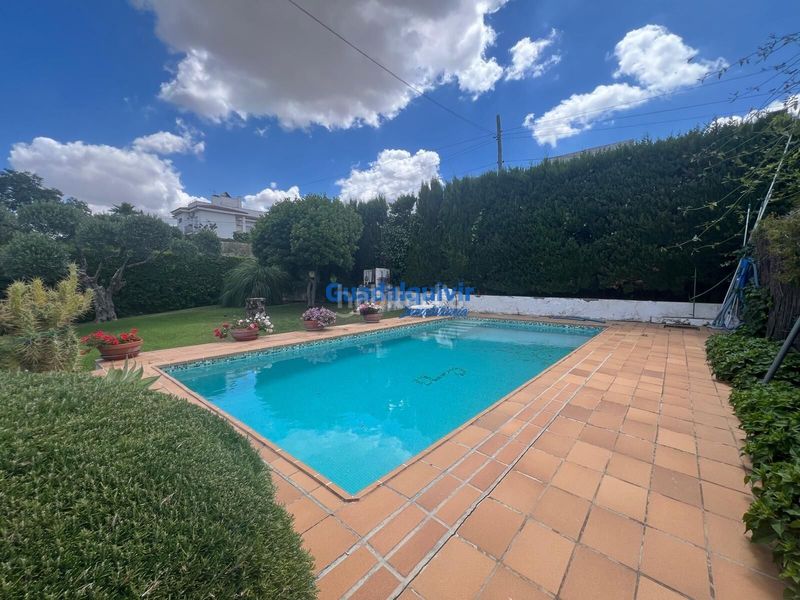 Foto 7a5e0de8-cf83-477e-8324-63c89c8433f9. Xalet amb piscina a La Motilla - Fuente del Rey Dos Hermanas