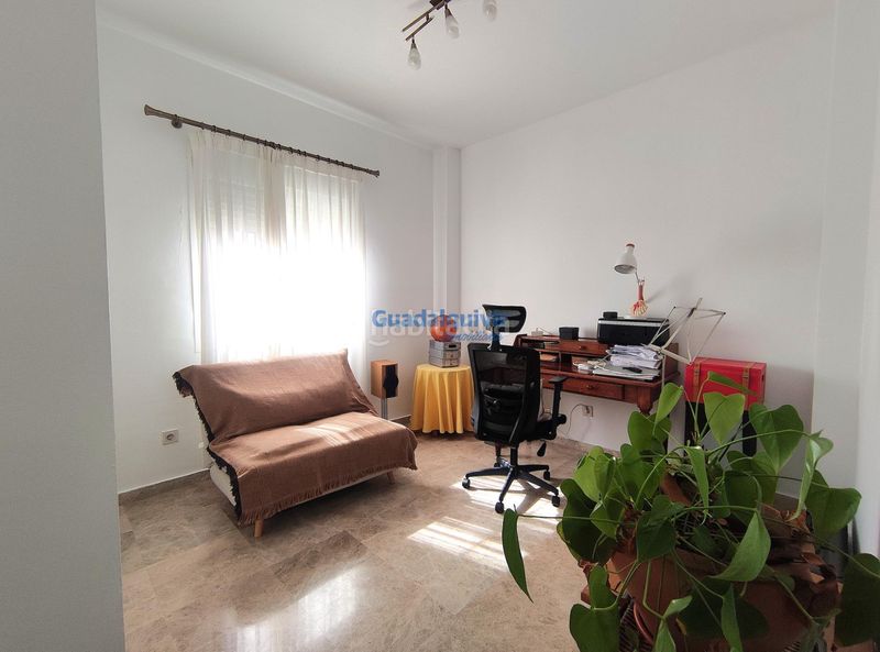 Foto 4ff362ca-d191-4c4f-9530-81e9c6a60ce1. Casa amb piscina a Aljamar Tomares