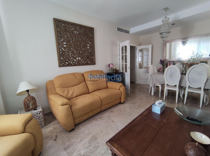 Foto 8aa9a9a2-d0d2-4799-8fce-00f23d3c889d. Casa amb piscina a Aljamar Tomares
