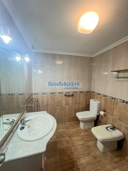 Foto a230ba6f-4169-4532-b60c-170f3f89455a. Casa adossada a Condequinto Montequinto