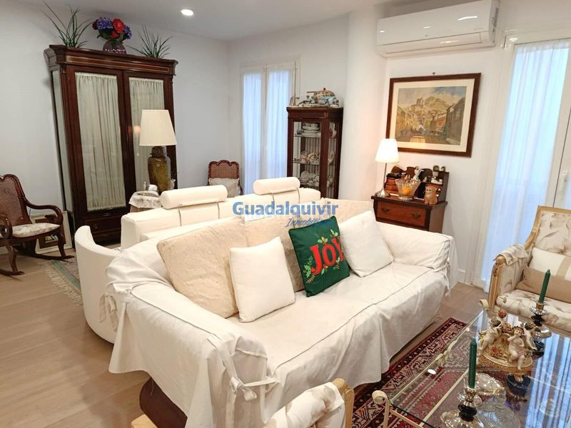 Foto 1c87fe13-14ff-4cd6-bc61-751f02bff9c4. Apartament amb aparcament a Arenal - Museo Sevilla
