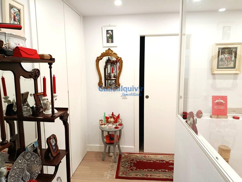Foto 40279af0-fe75-409f-bcee-83375bf00548. Apartament amb aparcament a Arenal - Museo Sevilla