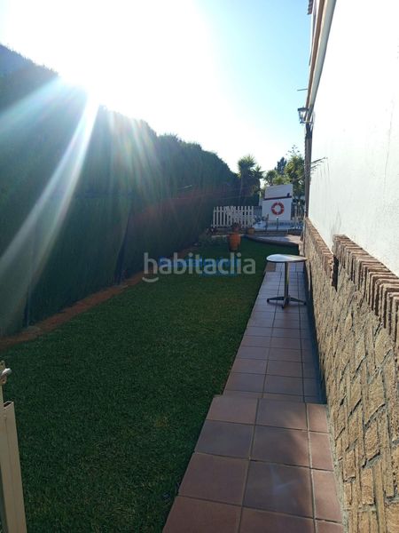 Foto 0f2d9f47-5e65-45de-8a5d-9fcecb80ca64. Xalet amb aparcament piscina a cerros de Montequinto Montequinto