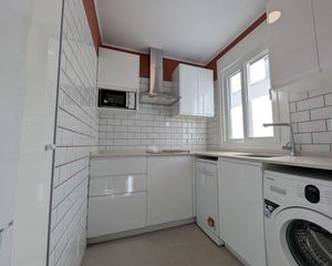 Miete Appartement  Avenida eduardo dato. Avd.san francisco javier esquina eduardo dato, a estrenar