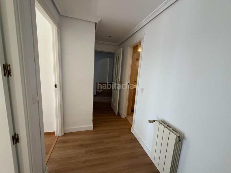 Foto 7a07d43b-bd6b-416e-9493-67a2aa3e072c. Lloguer pis amb calefacció aparcament a San Bernardo Sevilla