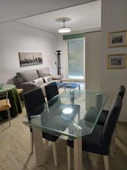 Lloguer Pis a Triana Oeste. Fabuloso piso de 2 dormitorios y garaje
