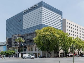 Lloguer Aparcament cotxe a La Buhaira. Plaza de garaje en avenida eduardo dato consejeria 24 horas