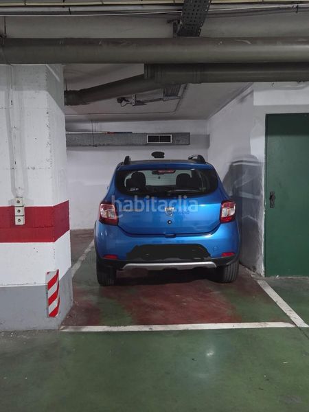 Foto 4dd400fe-7e1f-4c47-b032-9b732015c335. Posto auto in La Calzada - La Florida Sevilla