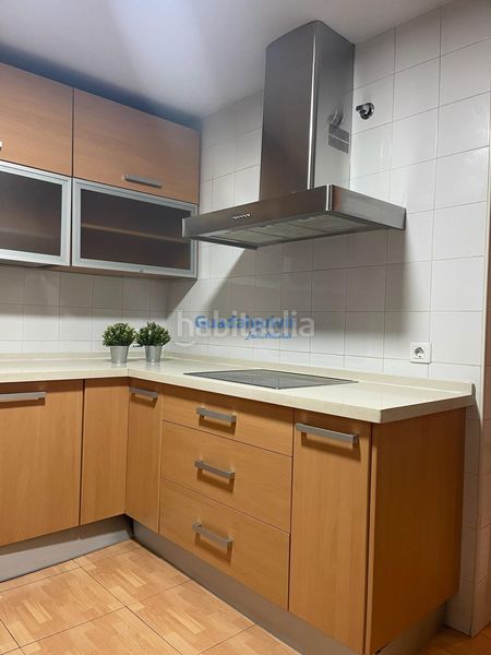 Foto f90a9588-5c6d-431b-8c9e-43fc549f888a. Lloguer pis amb aparcament a Avenida de Europa Montequinto